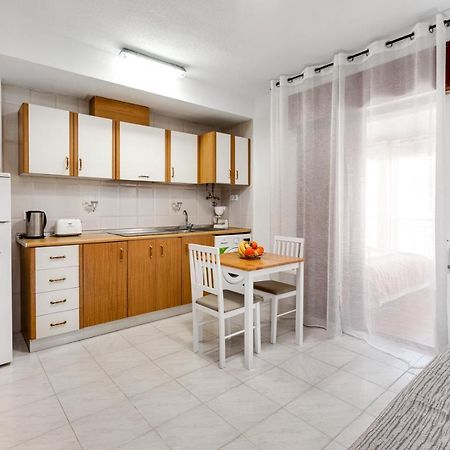 Estudio Joven Pura Торевьиа Экстерьер фото